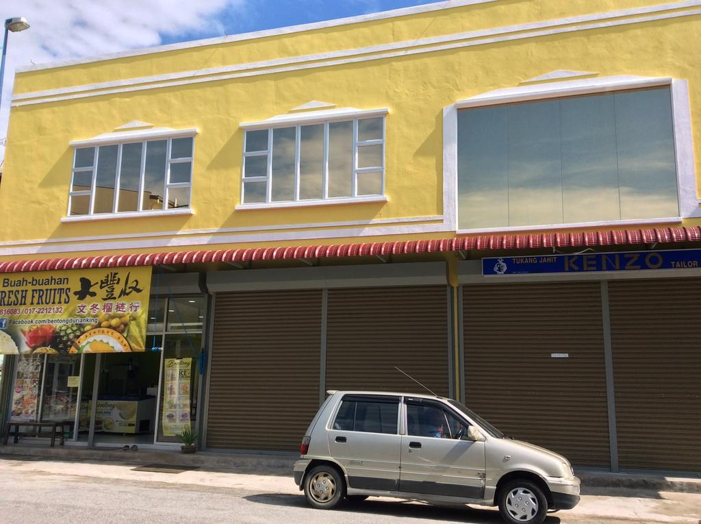Bentong Street View Guest House 文冬街景旅馆 Kampong Chabang Екстер'єр фото